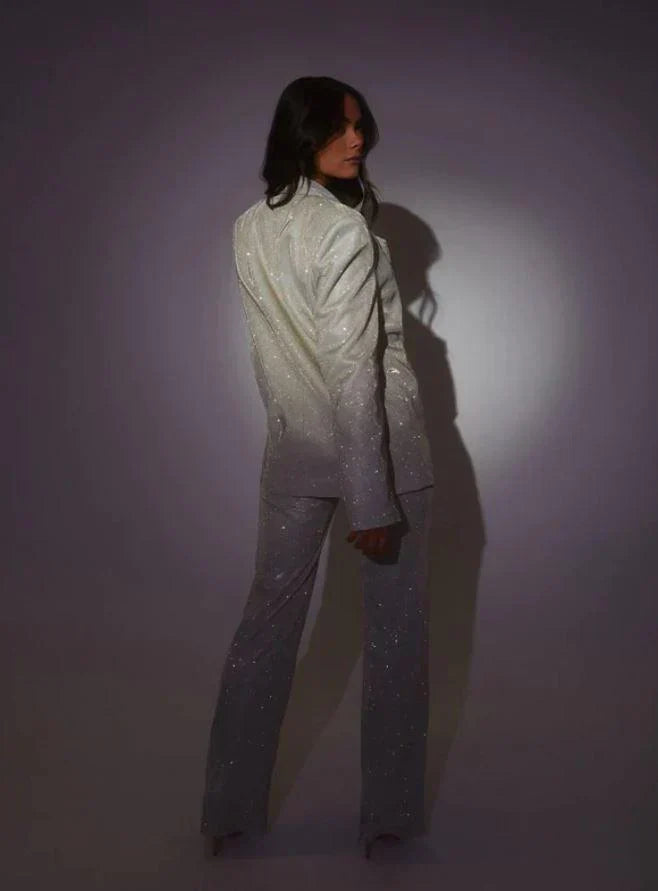 Alexa Party Suit™ - Straal deze feestdagen