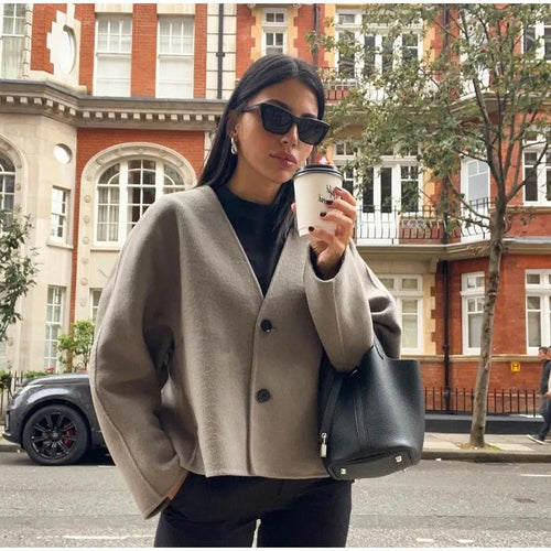 Anisa | Cropped Streetwear Jacket